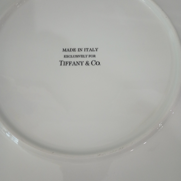 Vtg Tiffany & Co. Extra Large Basket Weave Bow and Plate - Picture 6 of 7